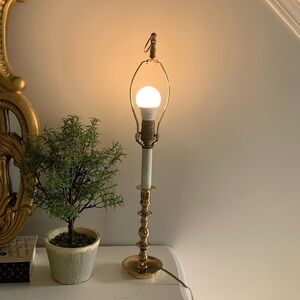 Baldwin brass table lamp gold MCM elegant classic vintage made in America home